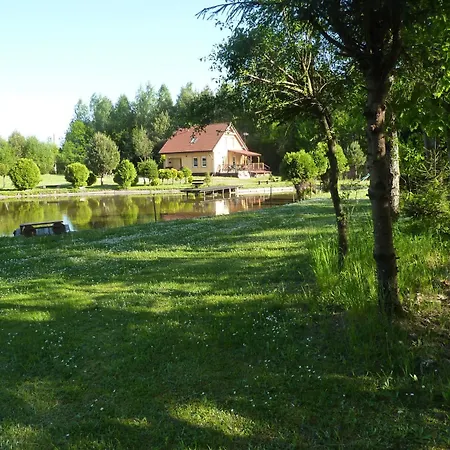 Dom Nad Stawem Zywki